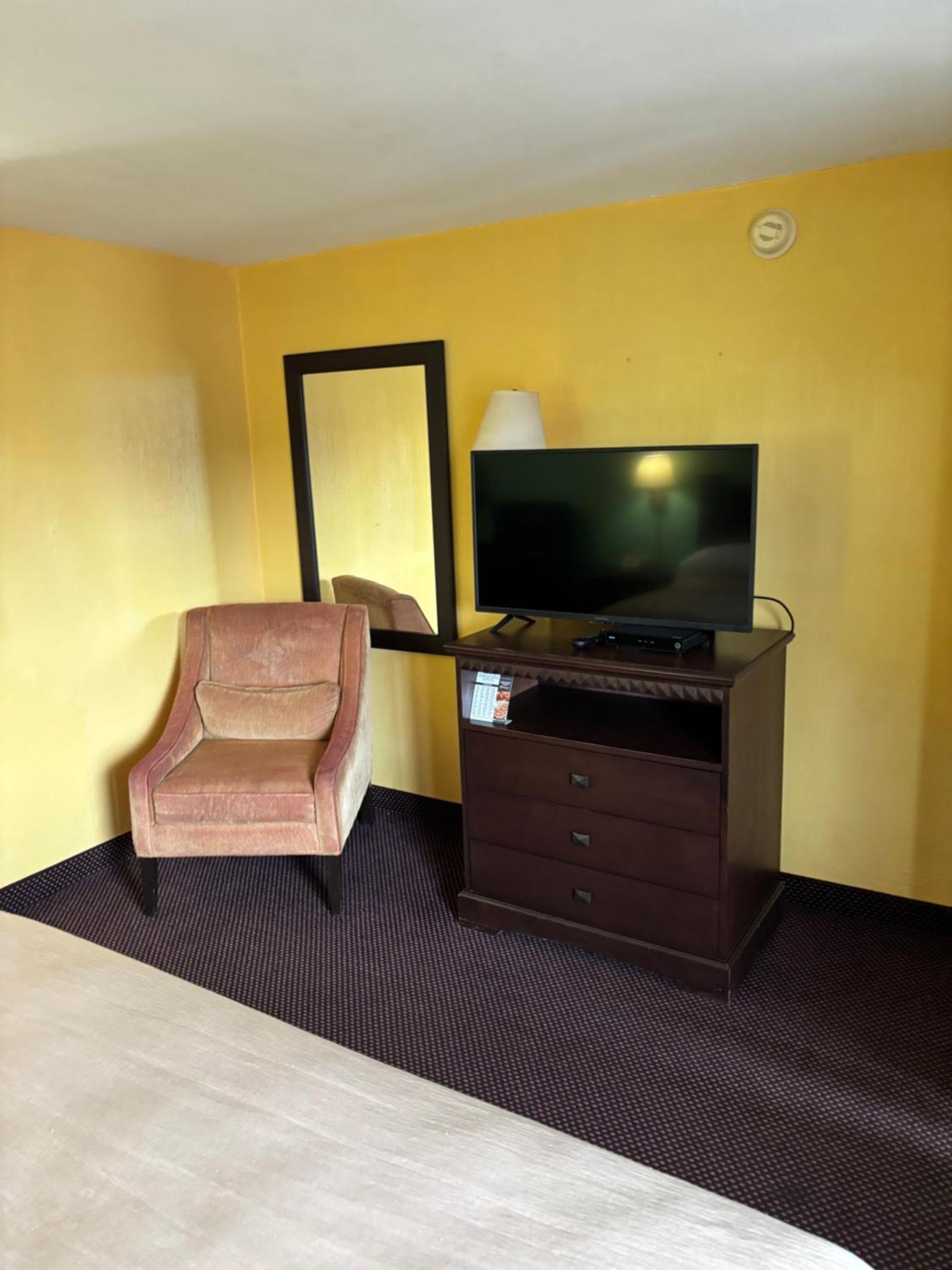 Budget Host Inn Somerset Exterior foto