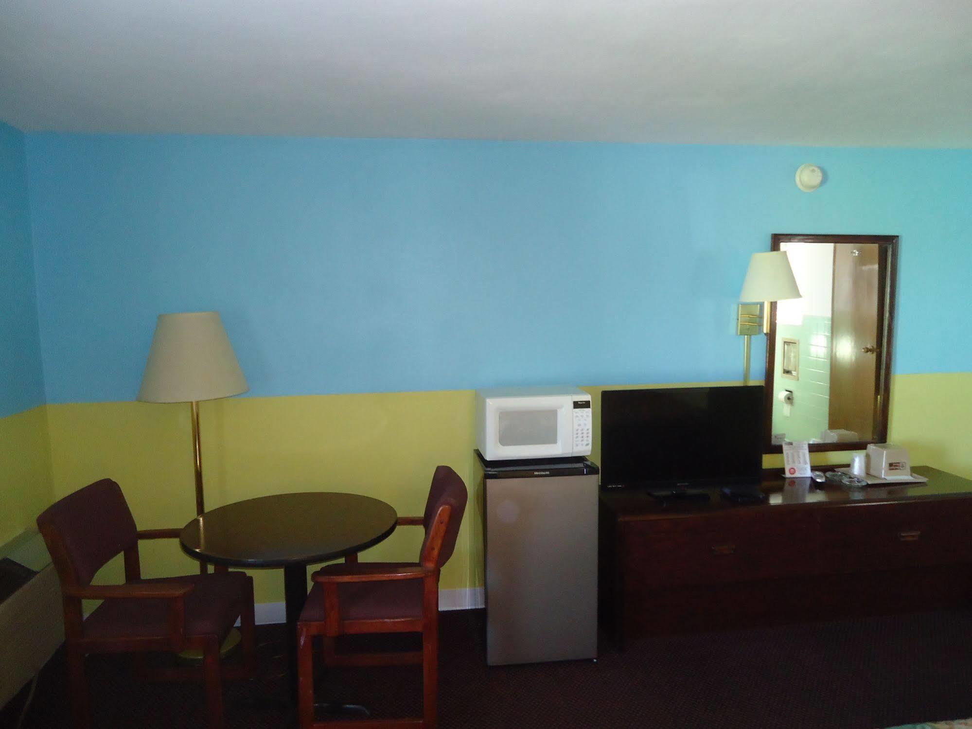 Budget Host Inn Somerset Exterior foto